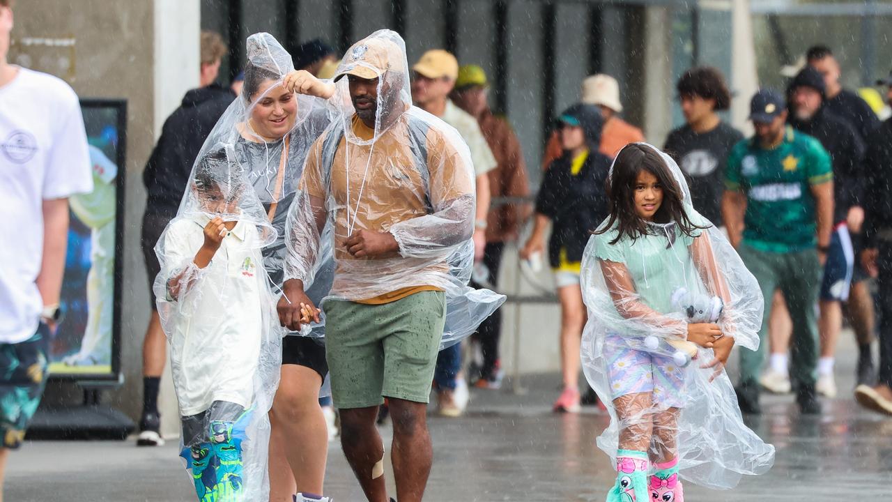 Residents across Australia’s eastern seaboard will likely be lashed with rains in January. Picture: NCA NewsWire/ Brendan Beckett