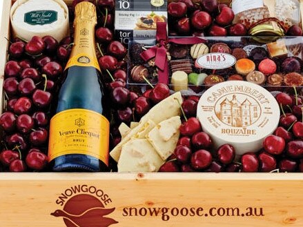 Snow goose cherry-filled Sweet Luxuries hamper.