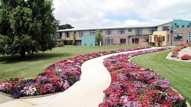 One Care Supplied pics for Advertorial feature to go with Matt Thompson's pics. Umina Park, Burnie.