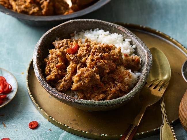 EMBARGO FOR TWAM, 19 OCTOBER 2024. FEE MAY APPLY. Beef Rendang. Tony Tans Asian Cooking Class. Images and text from Tony Tans Asian Cooking Class by Tony Tan, photography by Mark Roper. Murdoch Books RRP $59.99.