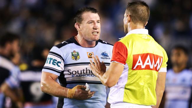 SYDNEY, AUSTRALIA - APRIL 24: Paul Gallen of the Sharks argues with the referee during the round eight NRL match between the Cronulla Sharks and the Penrith Panthers at Southern Cross Group Stadium on April 24, 2016 in Sydney, Australia. (Photo by Matt King/Getty Images)