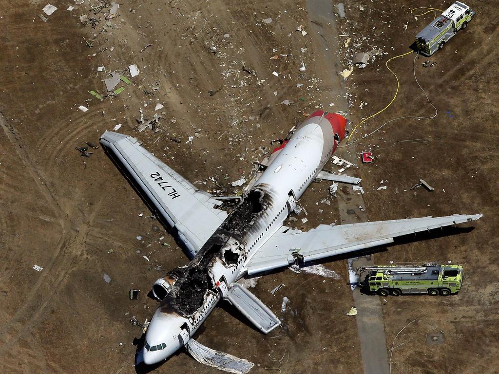 Boeing 777s grounded after Denver engine failure The Courier Mail
