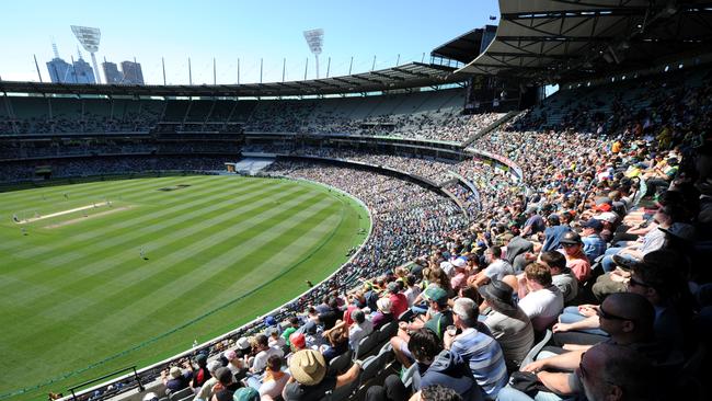 Boxing Day Test MCGCrowd imagesPicture: Jason SammonFriday 26th December 2014