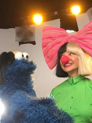 Sia joins the Sesame Street puppets | Daily Telegraph