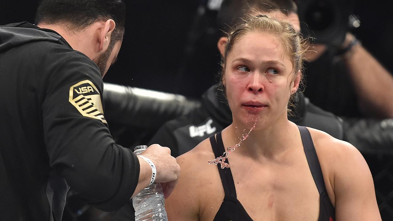 Ronda Rousey UFC coach video: Edmond Tarverdyan's criticised for mid-round  pep talk in loss Holly Holm