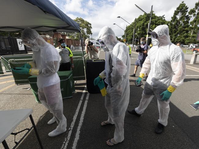 Cricket fans arrive at the SCG on Thursday. Picture: Getty Images