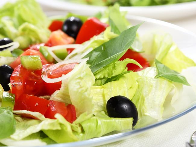 The Mediterranean diet is still the best way to lose weight according to one nutritionist.