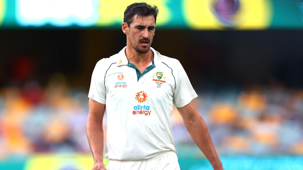 Some Aussie fast bowling greats are backing Mitchell Starc in for a big Ashes series. (Photo by Patrick HAMILTON / AFP)