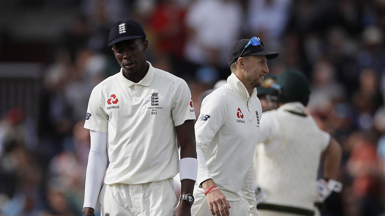 Michael Vaughan has criticised the mentality of the England cricket team.