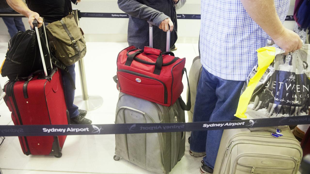 To help cut baggage wait times, the airport is giving $250,000 to ground handling companies that deliver bags to carousels faster at baggage reclaim in the T1 international terminal.