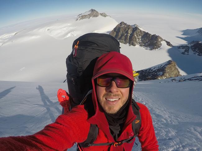 Seven Summits, Seven Volcanoes challenge: Melbourne man breaks record ...