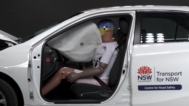 RAW: Crash test footage shows consequences of incorrect seatbelt wear