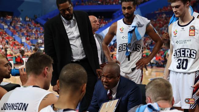 Joey Wright speaks to the Adelaide 36ers during Saturday night’s loss to Perth. Picture: Paul Kane (Getty).