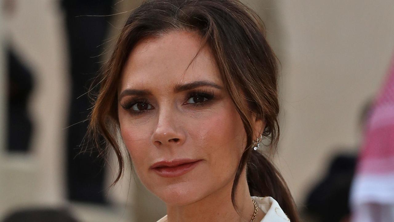 Victoria Beckham sends fans wild as she shares Spice Girls Baywatch ...