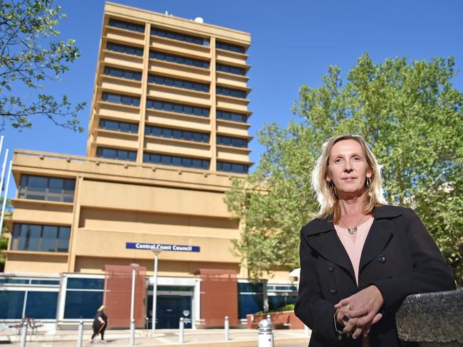 Mayor Jane Smith will present a mayoral minute at Monday’s council meeting calling for climate change action. Picture: AAP IMAGE / Troy Snook