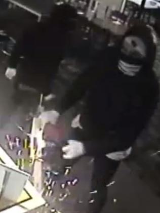 CCTV: Attempted armed robbery, Greenbank