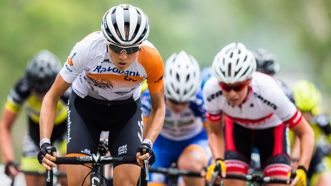 Shara Gillow shows her climbing ability at a recent Australian titles.