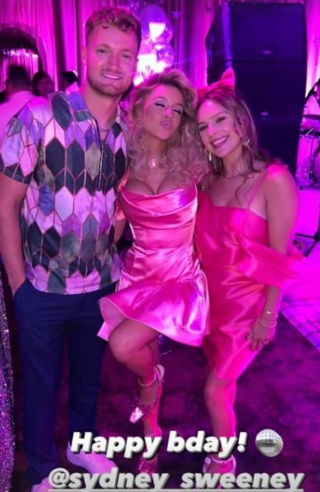 Sydney Sweeney celebrates 26th birthday with star-studded ’80s-themed ...