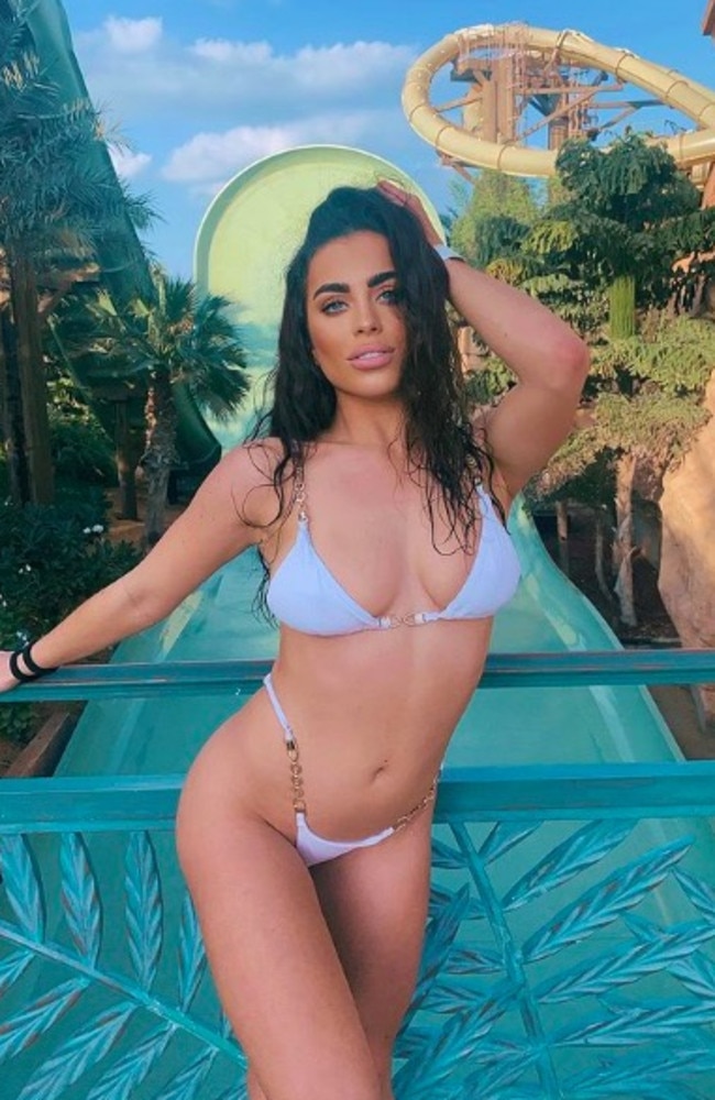 onlyfans-star-slammed-over-face-mask-bikini-anti-covid-vaccine-rant