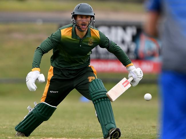 Justin Grant batting for Mt Eliza last season. Picture: Andy Brownbill