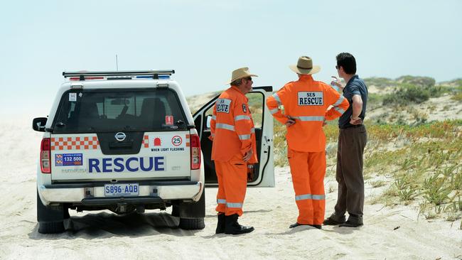 Police and the SES search the area around the Salt Creek campsite where the backpackers were attacked. Picture: Mark Brake