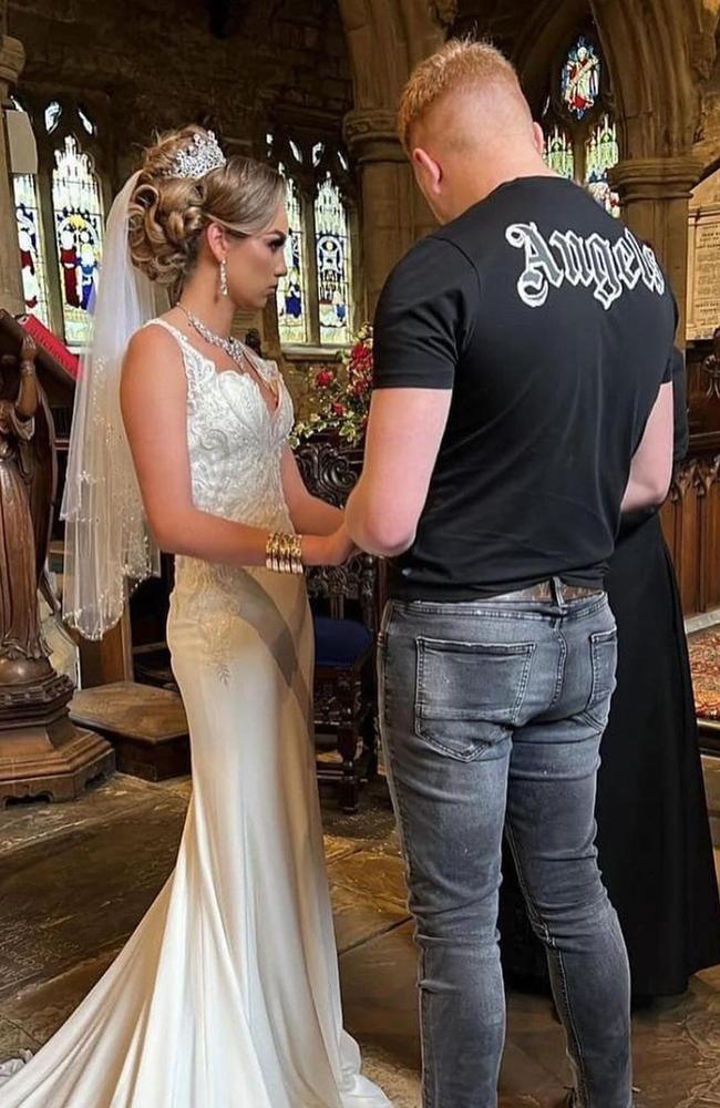 Despite the backlash, the bride’s best friend defended his unorthodox wedding outfit. Picture: TikTok/Violet Price