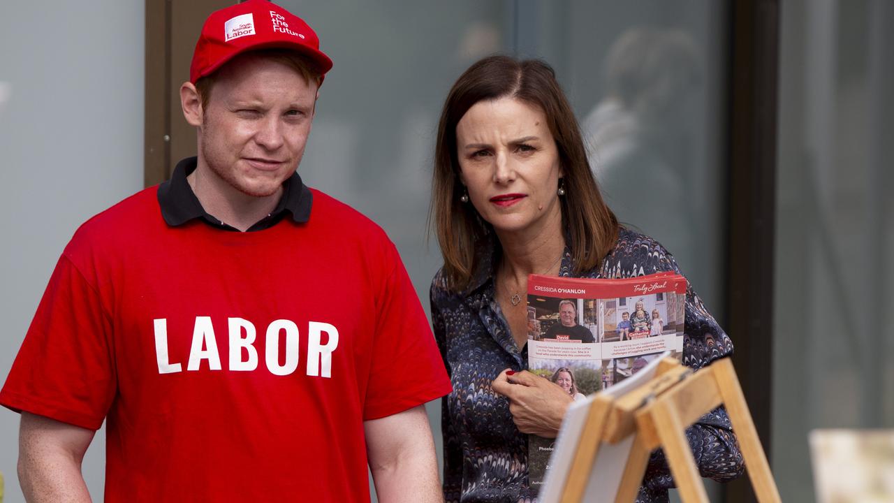 Labor Party candidate Cressida O’Hanlon at a pre-polling booth in Beulah Park this week with a supporter. Picture: Brett Hartwig