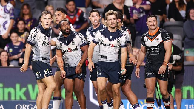 Justin Olam of the Storm with his teammates. Photo by Mark Kolbe/Getty Images