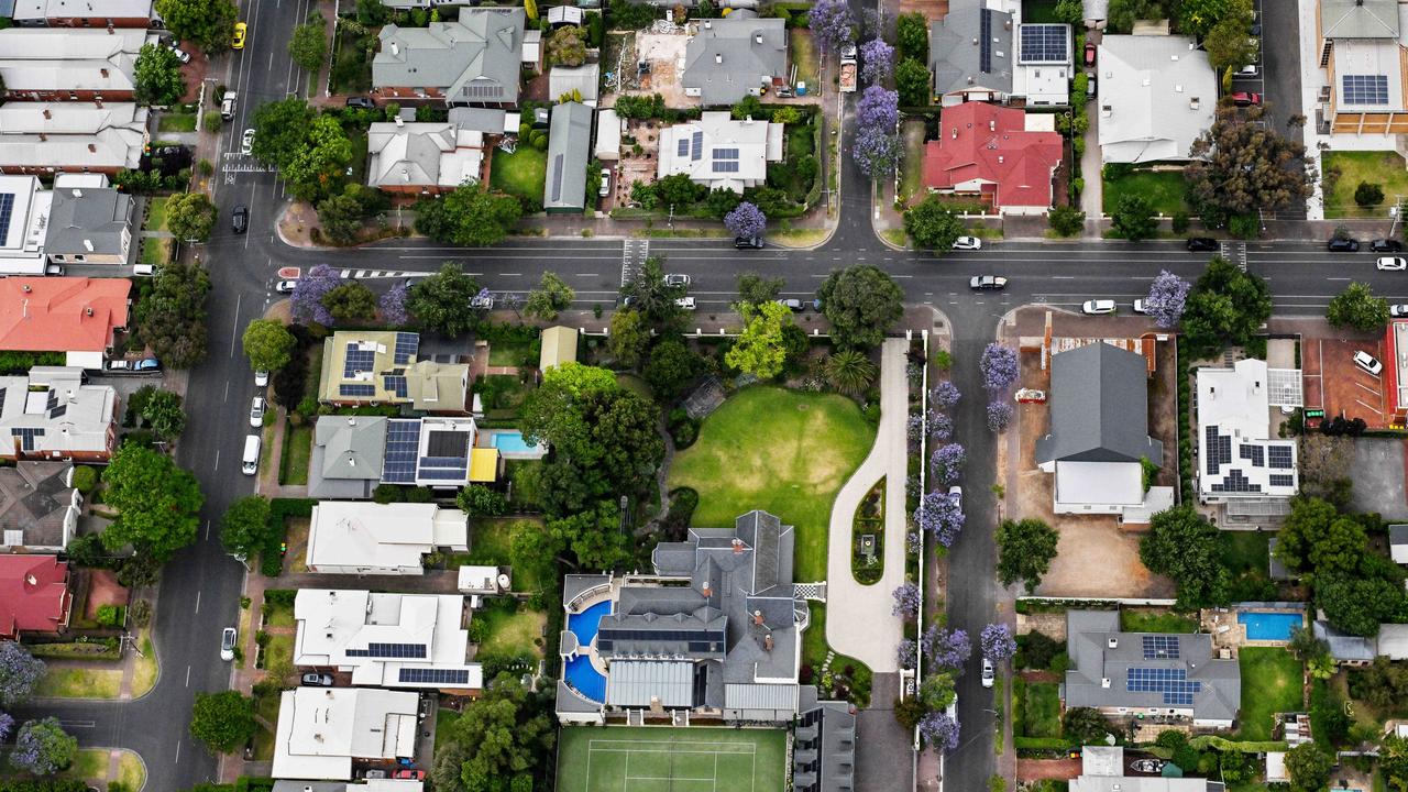 Thousands of Australians are at risk of defaulting on their mortgage. Picture: Brenton Edwards