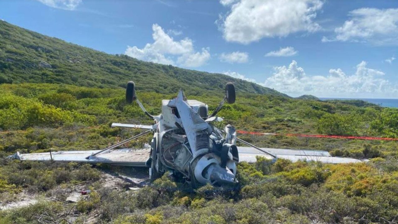 A plane flipped on landing at Lizard Island.