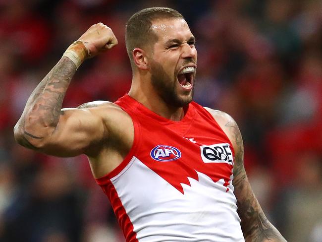 SYDNEY, AUSTRALIA - JULY 15:  Lance Franklin of the Swans celebrates kicking a goal during the round 17 AFL match between the Greater Western Sydney Giants and the Sydney Swans at Spotless Stadium on July 15, 2017 in Sydney, Australia.  (Photo by Cameron Spencer/AFL Media/Getty Images)