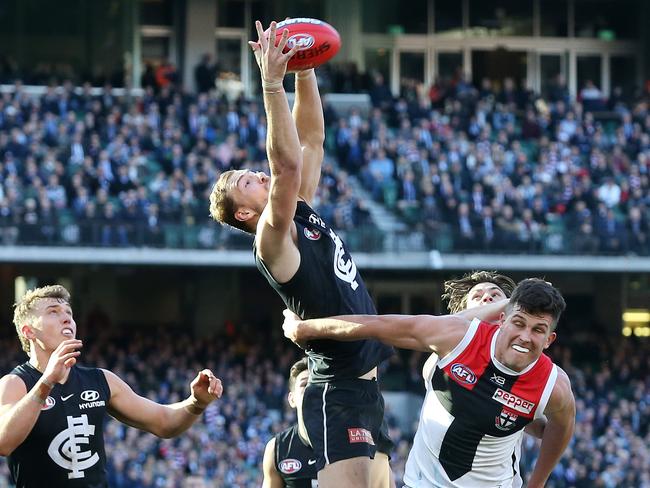 Harry McKay takes a huge grab in the last quarter. Picture: Michael Klein