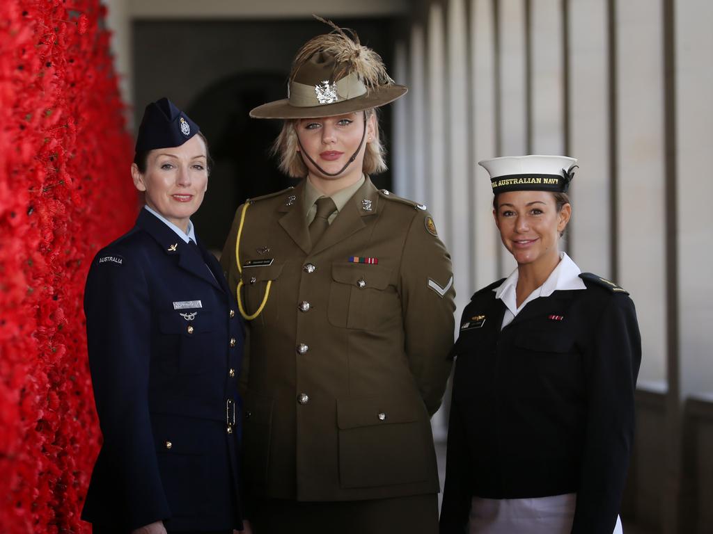 Spirit of ANZAC coins: Service women wear medals with pride | Gold ...