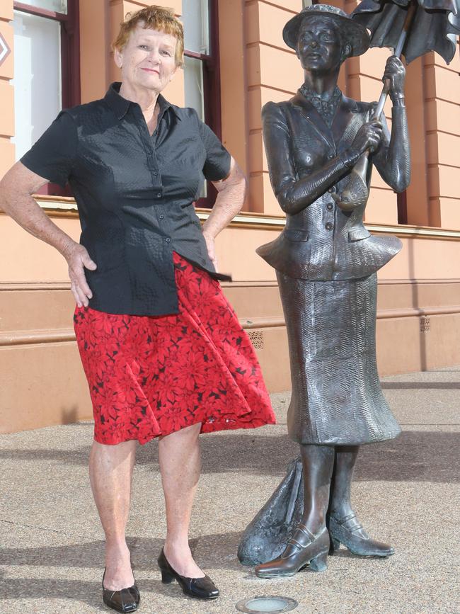 Anne Miller with Mary Poppins’ statue in Richmond St. Pic Glenn Barnes