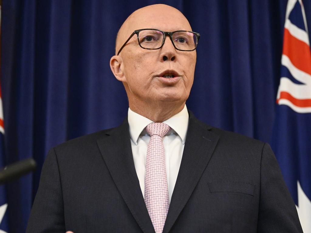 Opposition Peter Dutton previously committed to scrapping the Right to Disconnect laws. Picture: NewsWire / Martin Ollman