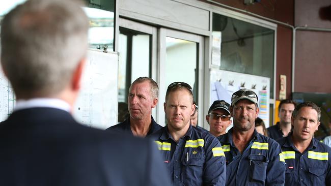 Bill Shorten talking to workers at GPC at Gladstone Port. Picture: Kym Smith.