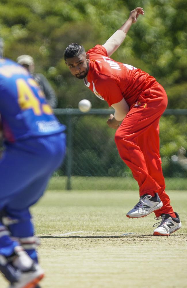 Casey South Melbourne spinner Ashvin Adihetty. Picture: Valeriu Campan