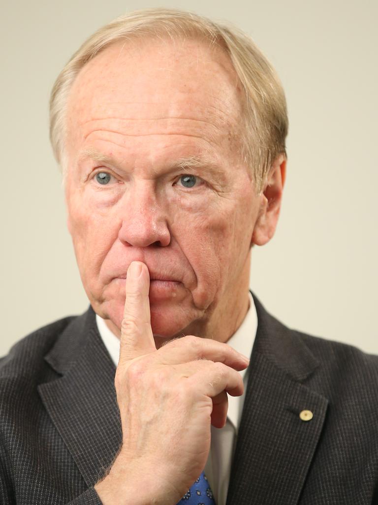 Former Qld Premier Peter Beattie has urged his home state to adopt the NSW COVID model. Picture: David Kelly