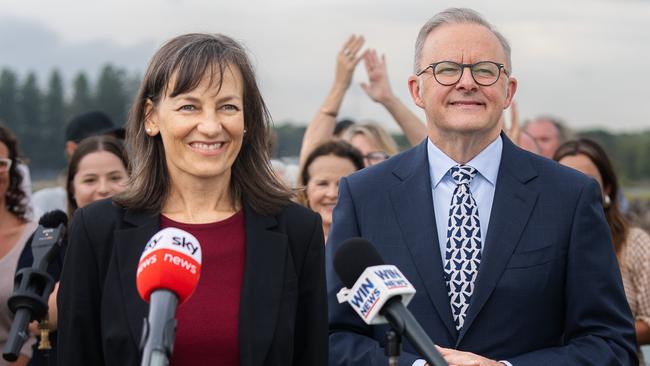 Anthony Albanese, with former Greens official and his endorsed candidate for the Illawarra-based seat of Whitlam, Carol Berry, was heckled by anti-wind farm protesters on Friday. Picture: PMO
