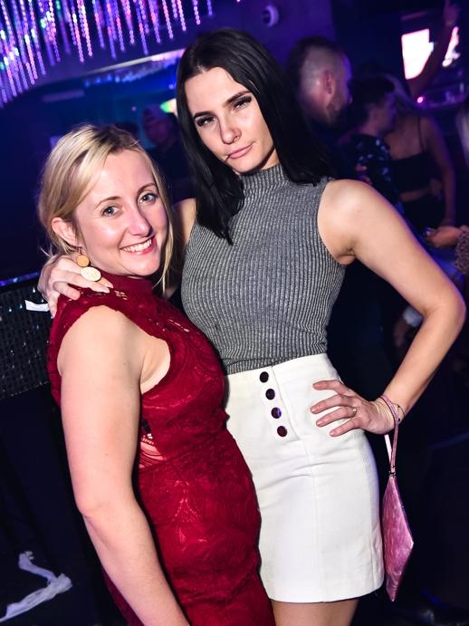 Jess and Bec Darbey at Shooters.
