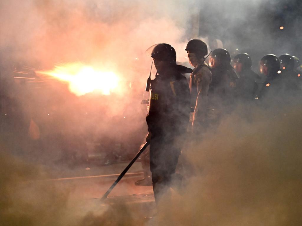 Indonesia Elections: Police Fire Tear Gas To Disperse Protesters | News ...