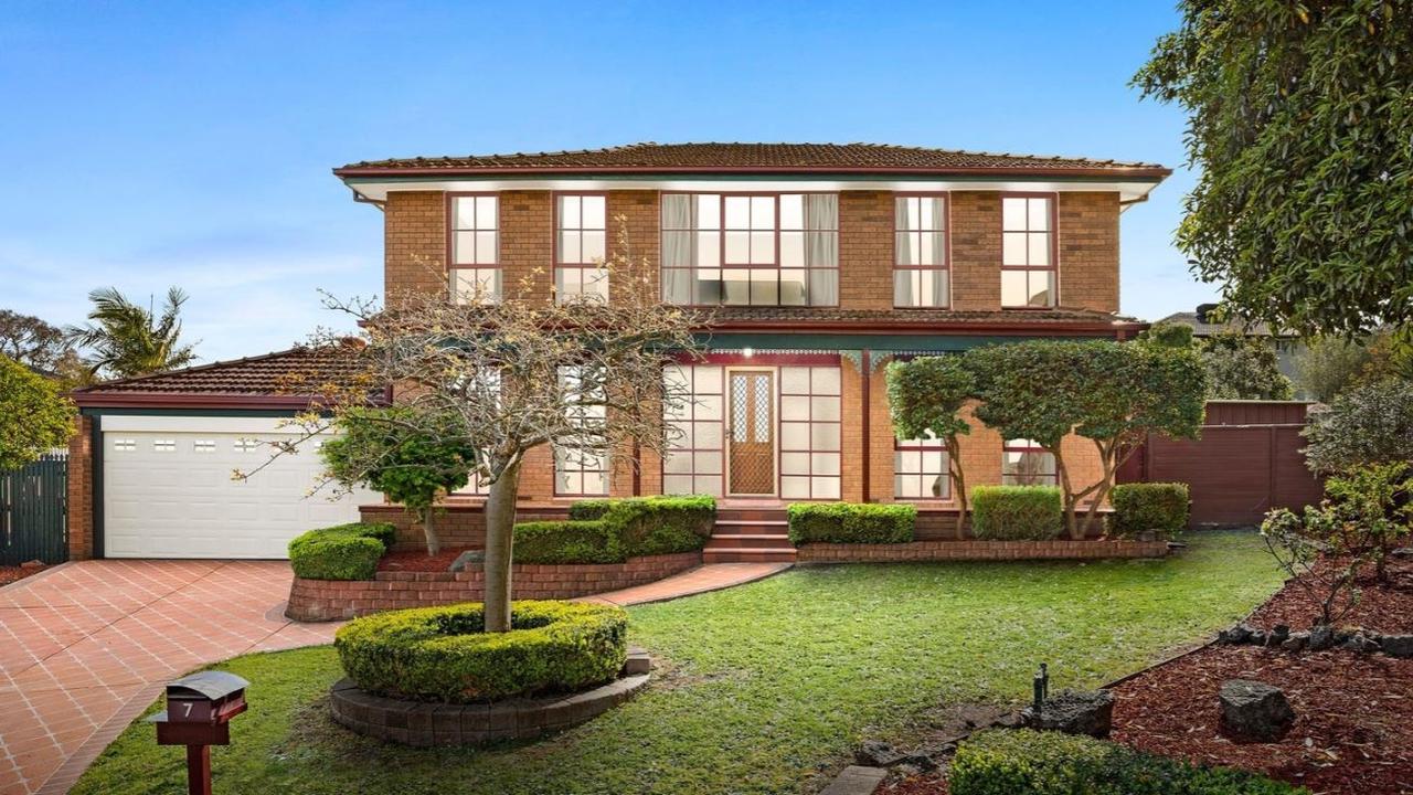 7 Pacific Close, Wantirna has had a whopping 110 groups through the home throughout the open for inspection and is expecting nine registered bidders auction.