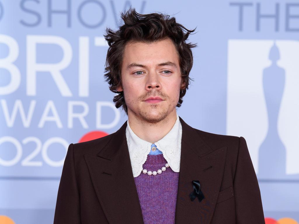 harry styles brits outfit