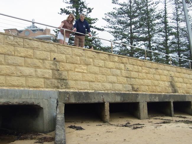 Petra and Tony Horwood at seven drains, Terrigal. Picture: Cathy Stubbs