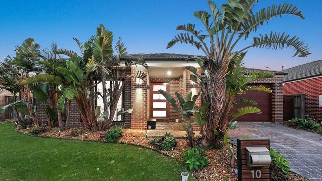 No. 10 Bellerive Ave, Officer, recently sold for $670,000.