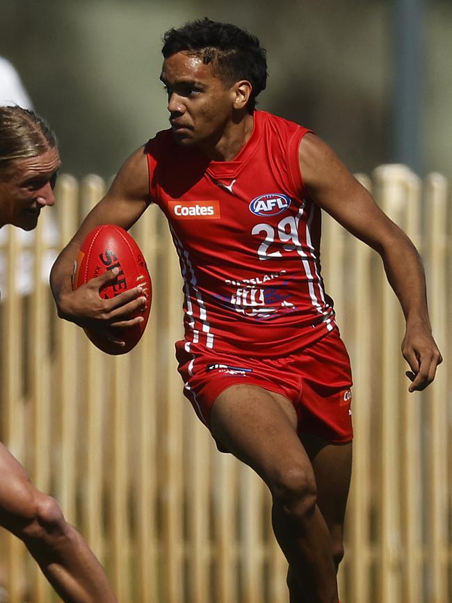 Mentha in action. (Photo by Daniel Pockett/AFL Photos)