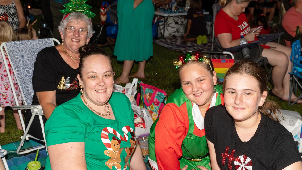 Janell Rutland, Tara, Chloe and Emily Chambers at Habana Carols Under the Stars 2023. Saturday 23 December 2023 Picture:Michaela Harlow