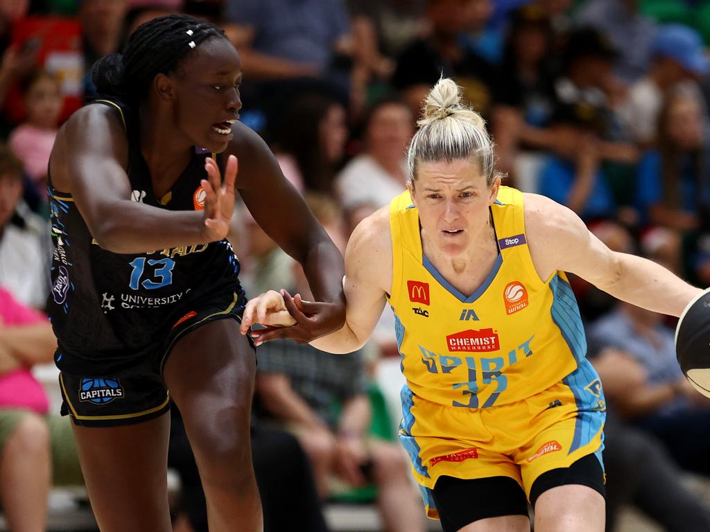 Whitcomb joined the Spirit this season, dominating by scoring 47 points more than the next best in the competition. She averaged 21 points, 6.3 rebounds and five assists per game. Photo by Mark Nolan/Getty Images