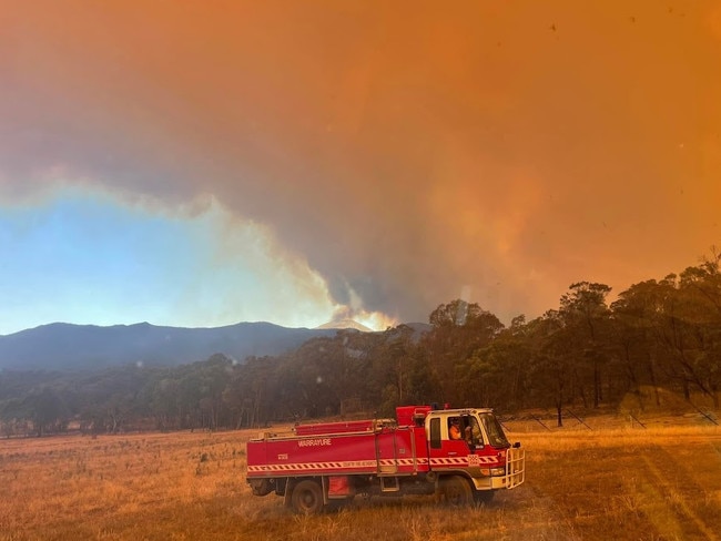 Smoke fills the sky. Picture: Hamilton Fire Brigade