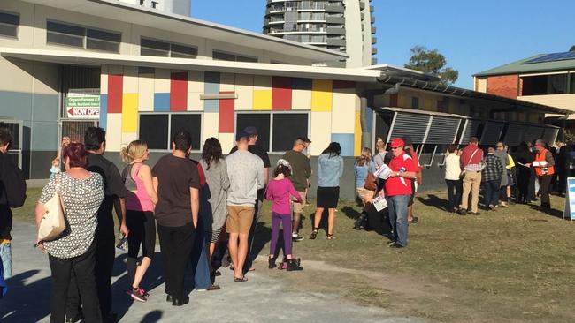 A long queue of voters at Burleigh Heads High School. Photo: Lea Emery